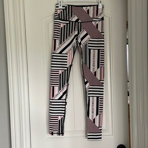 Victoria’s Secret Sport Leggings